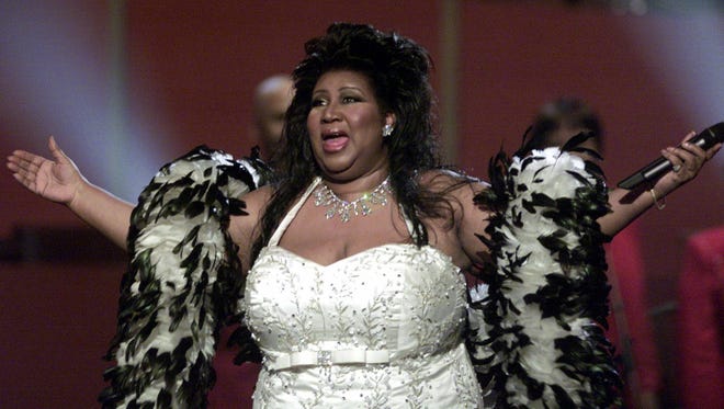 Aretha Franklin opens the "VH1 Divas 2001: The One and Only Aretha Franklin" tribute concert on April 10, 2001, in New York.