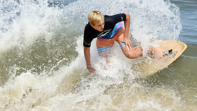 Ross Gillan compete's in the Jr.Mens Division as Dewey Beach was the site of the Zap Amateur Skimboarding World Championships held on Saturday & Sunday August 9th and 10th with over 200 competitors from around the world competing in several divisions for the honors.