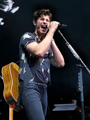 Shawn Mendes performs at the American Family Insurance Amphitheater Thursday.