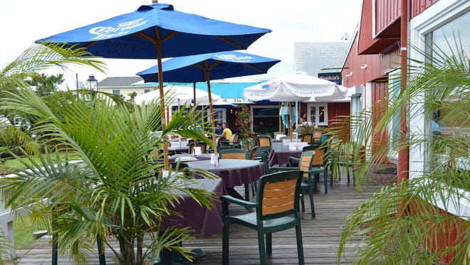 The outside deck at Fin Alley.
