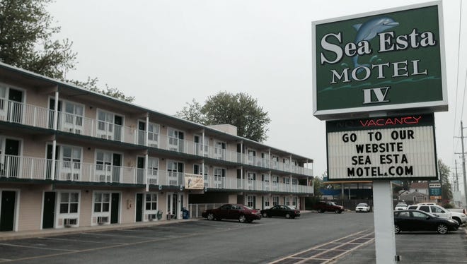 The Sea Esta Motel near Rehoboth offers an affordable motel option near the Delaware Beaches.