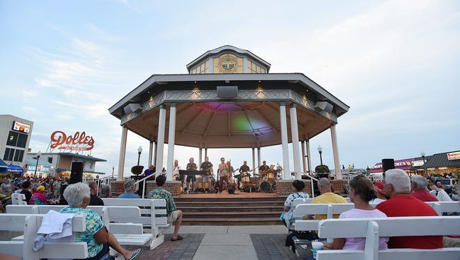 A crowd estimated at over 150,000 came to Rehoboth Beach to watch the Fireworks Show on the beach Sunday night July 2nd as the local group The Funsters provided the entertainment.
Special to the News Journal / Chuck Snyder