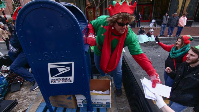 Help a kid mail a letter to Santa at the Wilmington Jaycees Christmas parade (they ' ll get answers!).
