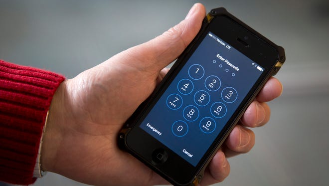Accomack County is facing a 911 calls disruption using cellphones.