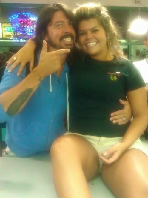 Dave Grohl with Kara Rogers at Nicola Pizza in Rehoboth Beach in 2011.