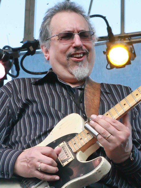 David Bromberg performs in 2010 at Bromberg ' s Big Noise in Wilmington.
