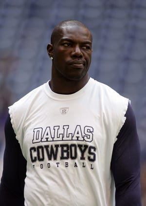 Dallas Cowboys wide receiver (81) Terrell Owens during pre-game warm ups before the game against the Minnesota Vikings at Texas Stadium.