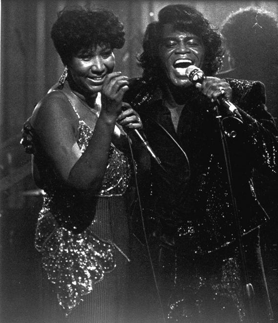 Singers James Brown and Aretha Franklin perform at the Taboo night club in Detroit Saturday night, Jan. 11, 1987, for a show which was taped for airing on HBO.