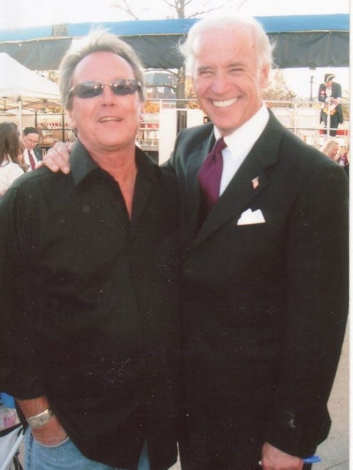 Ron Howard with Vice President Joe Biden at Georgetown's Return Day.